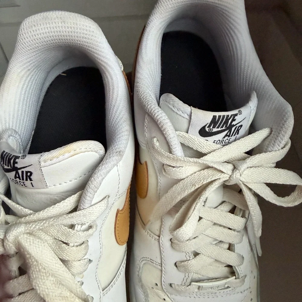 Nike‎ AF1 sz 12 yellow/white